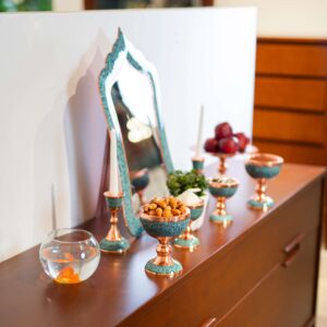 کاسه پایه دار فیروزه کوبی بهمراه آینه هفت سین